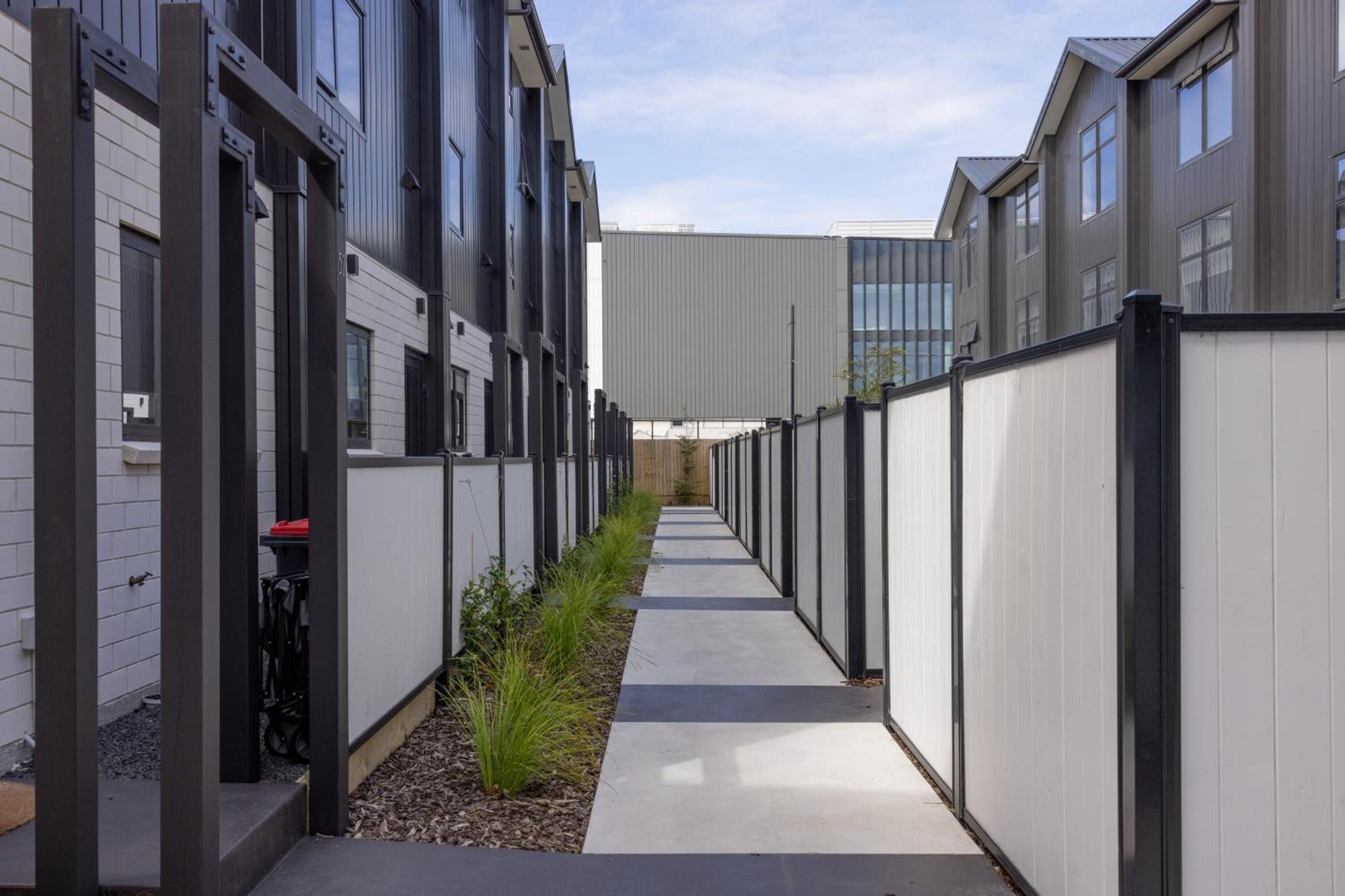 Luxury 2 Bedroom Townhouse By Hagley Park In Cbd Christchurch Exterior foto